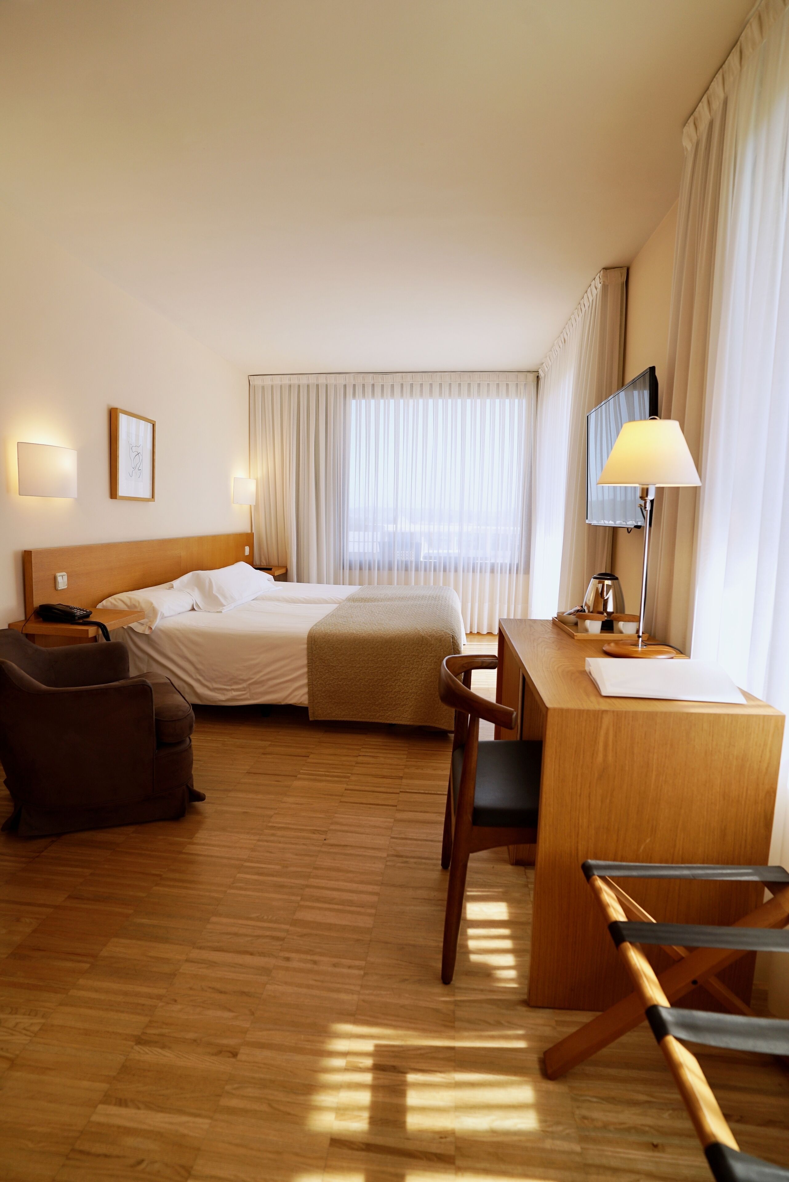 1 bedroom, minibar, in-room safe, desk