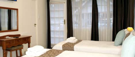 Zimmer | 1 Schlafzimmer, hochwertige Bettwaren, Select-Comfort-Betten, Minibar