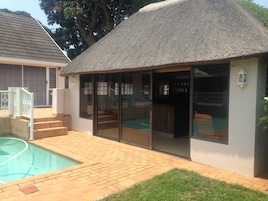 Poolside bar