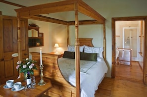 Zimmer (Ambience) | Zimmersafe, Verdunkelungsvorhänge, Bügeleisen/Bügelbrett