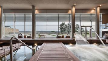 Bilik rawatan pasangan, sauna, tab panas, mandi tangas / hammam