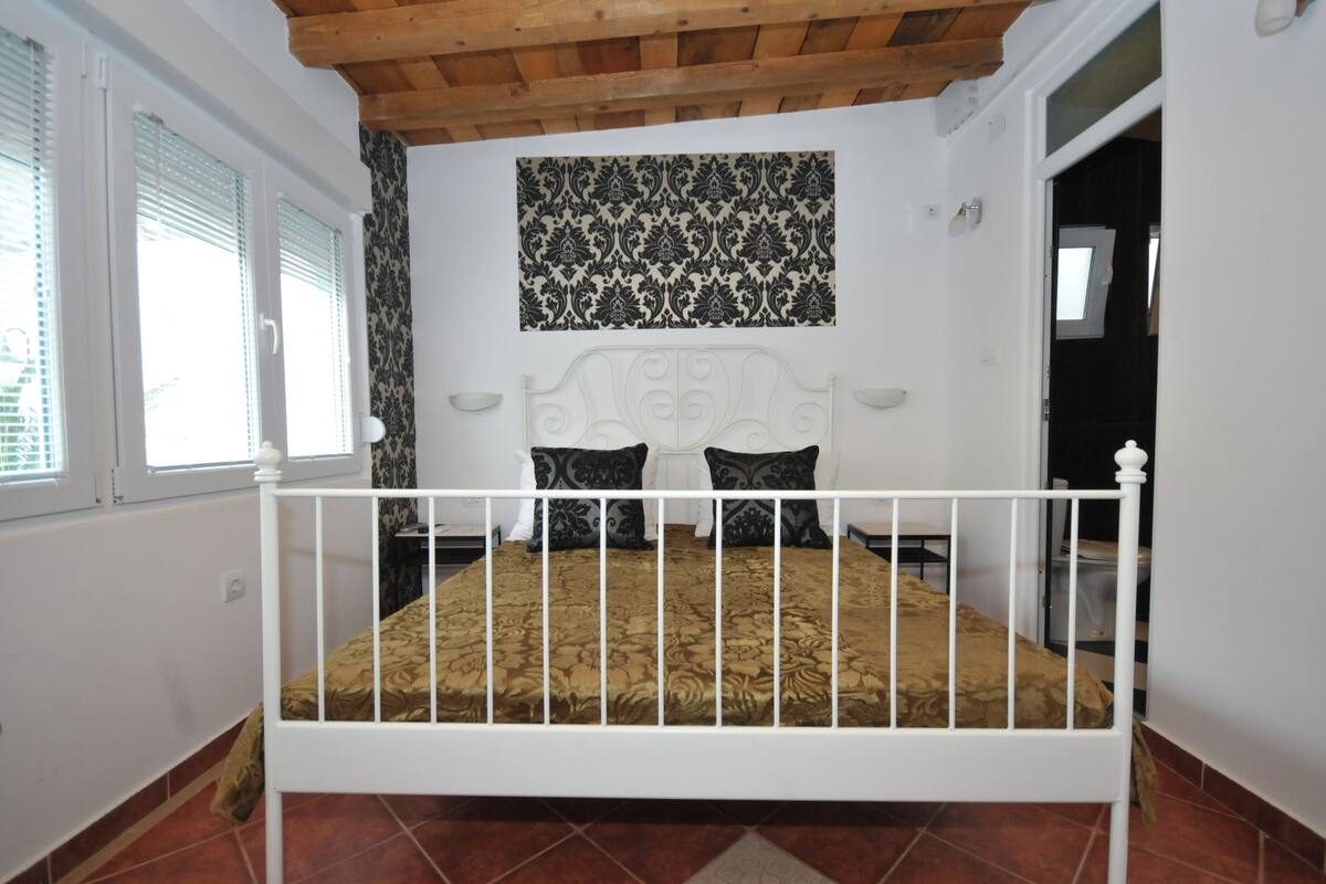 Chambre double pour 1 personne | Minibar, coffre-fort, bureau