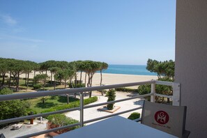 Double or Twin Room | Balcony view - Grand Hôtel du Lido (Argelès-sur-Mer)