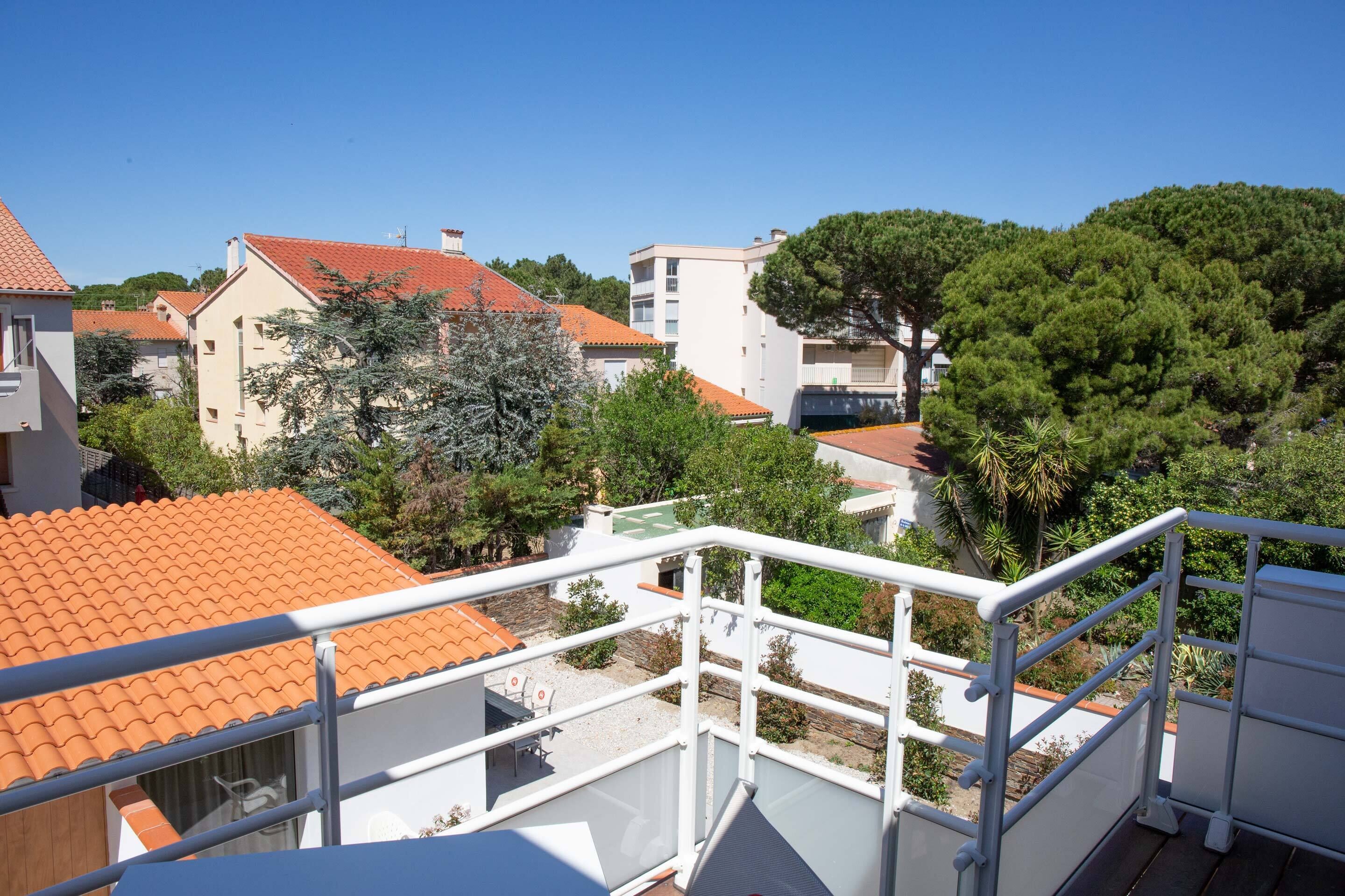 Double Room, Annex Building No sea view | Minibar, in-room safe, free WiFi, bed sheets