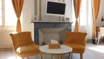 Luxe beddengoed, een bureau, een strijkplank/strijkijzer, gratis wifi