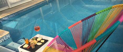 Indoor pool, seasonal outdoor pool, pool loungers