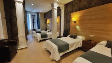 Quadruple Room | Free cots/infant beds, free WiFi