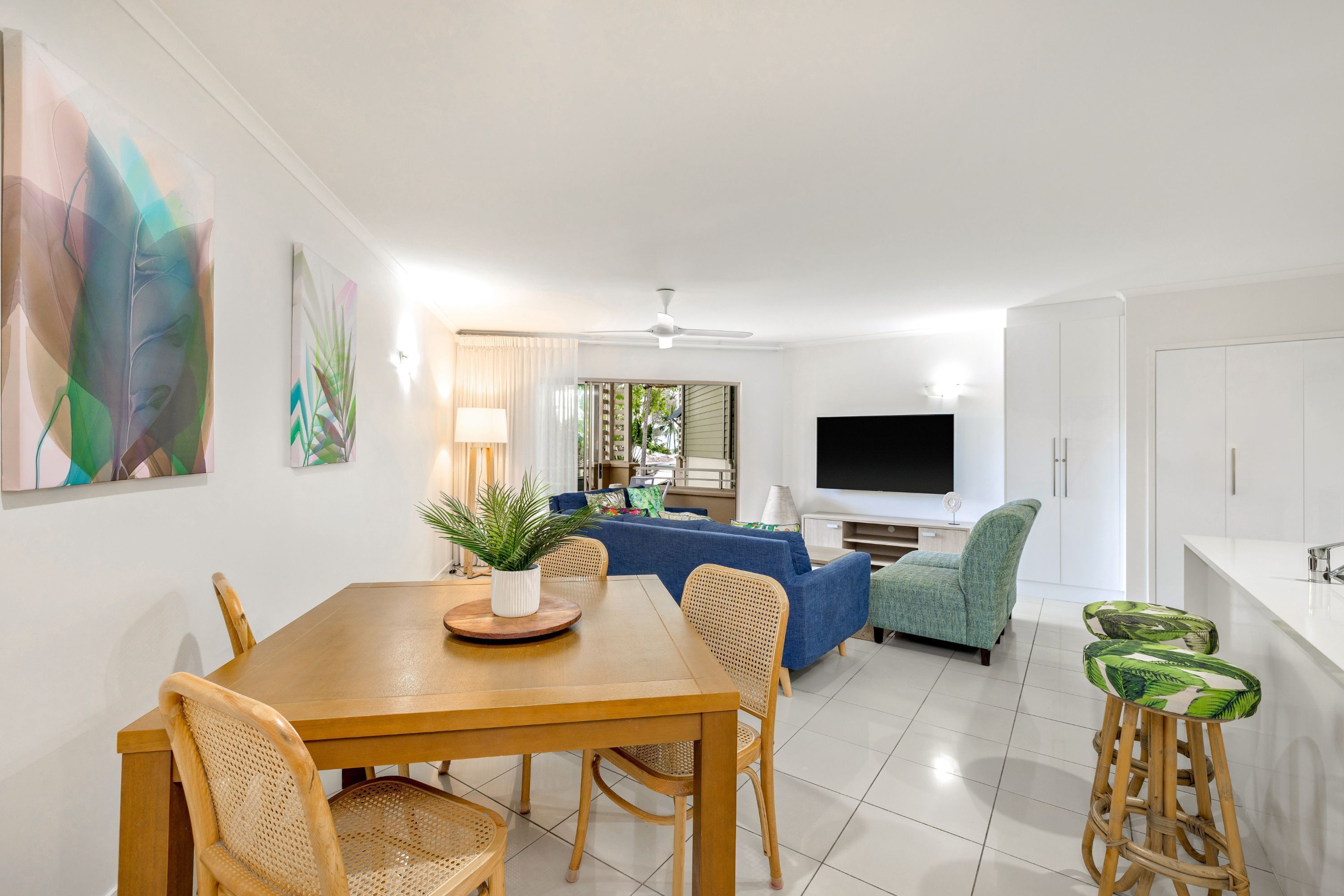 2 bedrooms, in-room safe, iron/ironing board, wifi