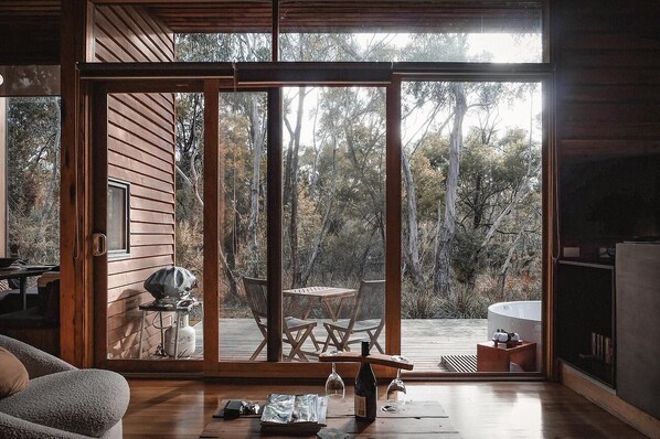 Cabin, 1 Bedroom | Iron/ironing board, free WiFi