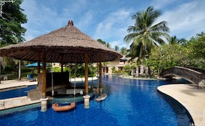 Poolside bar