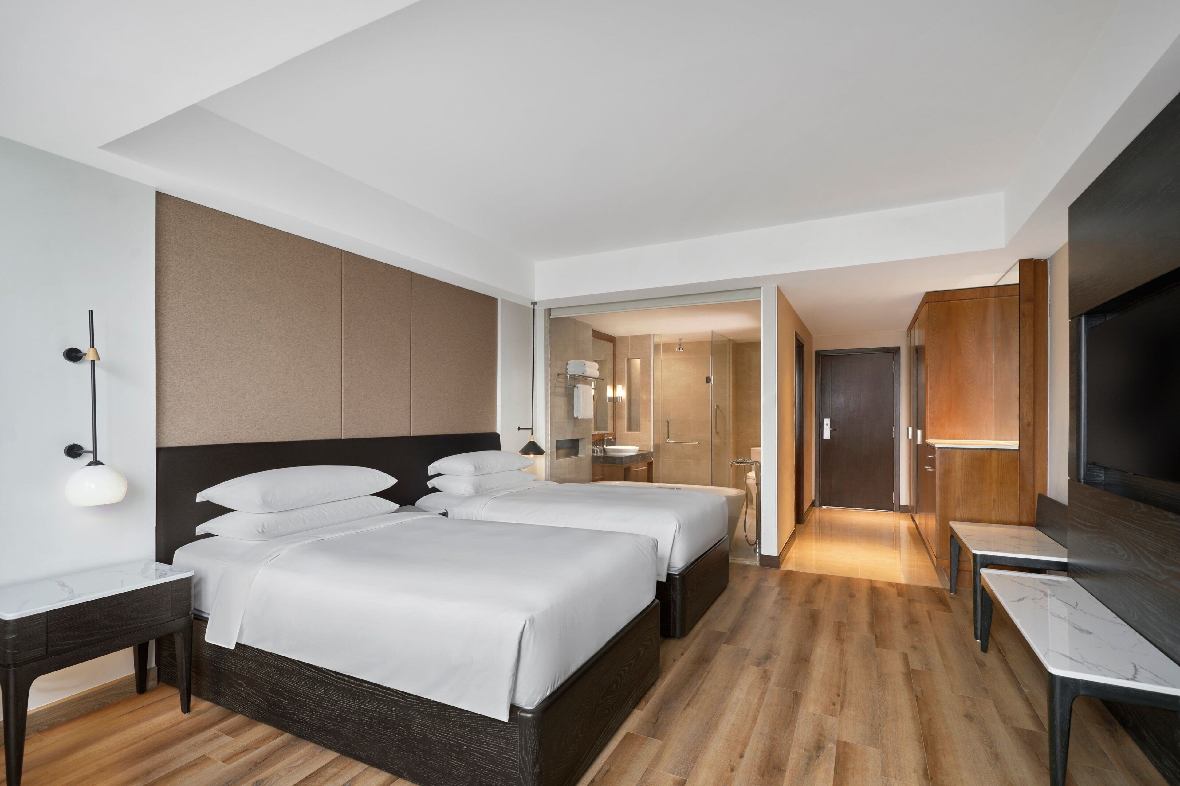 Ofnæmisprófaður sængurfatnaður, míníbar, öryggishólf í herbergi