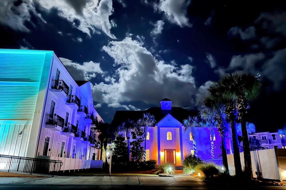30A Inn & Suites
