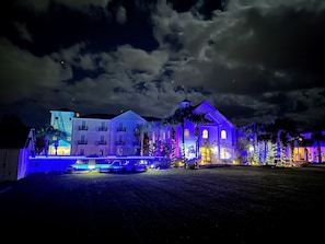 Front of property - 30A Inn & Suites (Santa Rosa Beach)