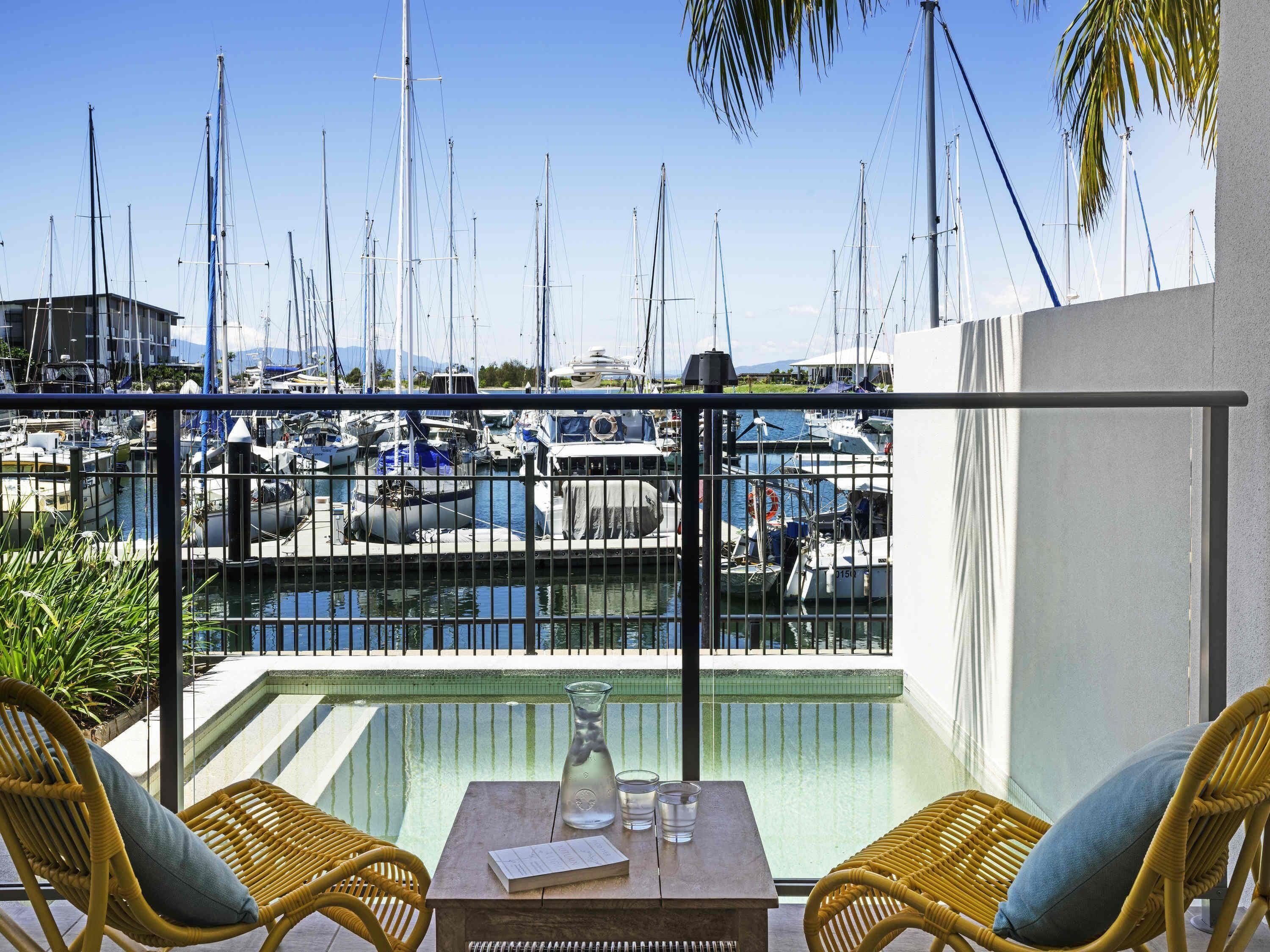 Chambre, 3 chambres (Plunge)