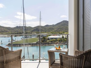 Studio – superior | Safe på rommet, individuelt innredet og strykejern/-brett