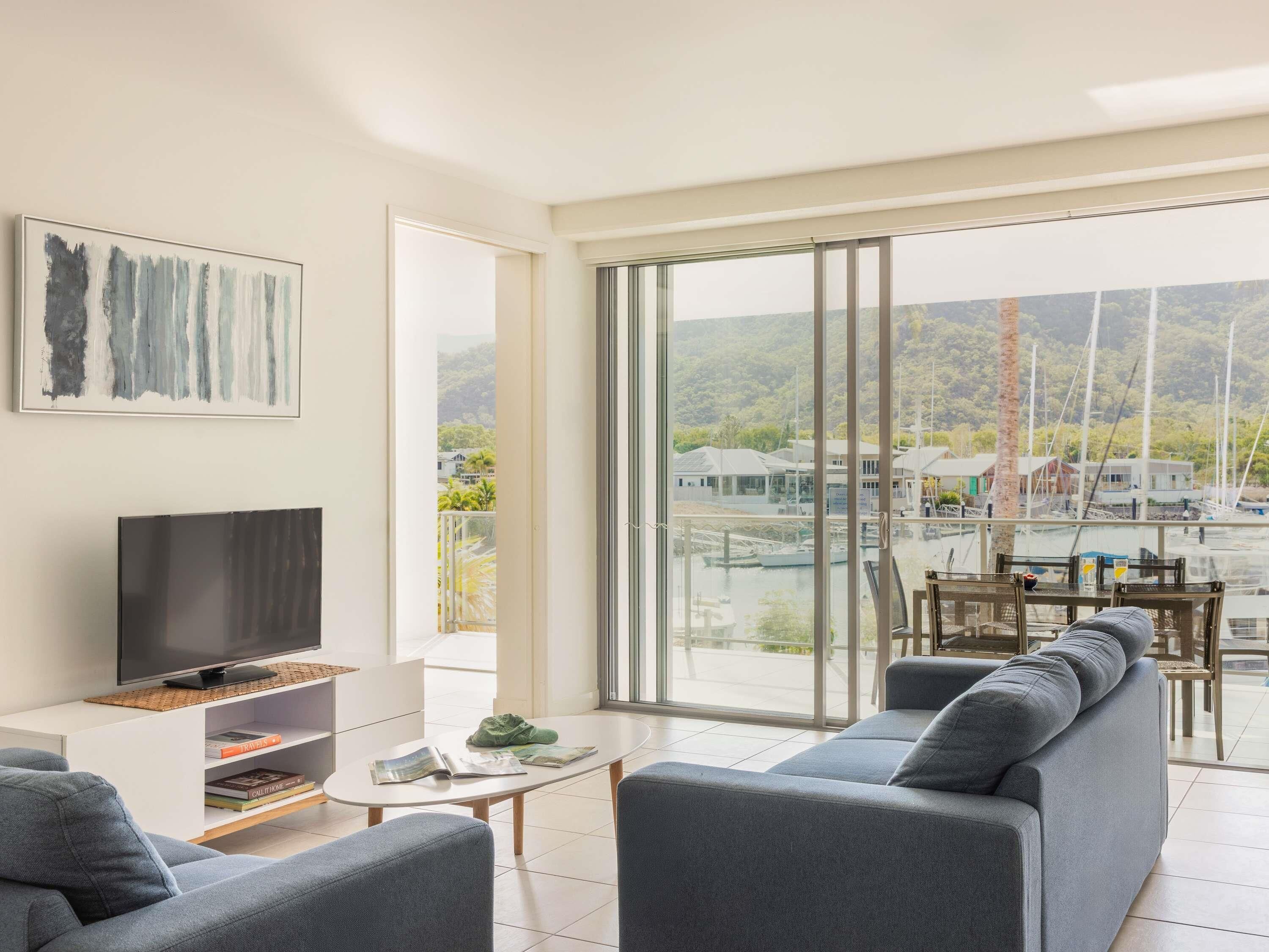 Una cassaforte in camera, con arredamento individuale