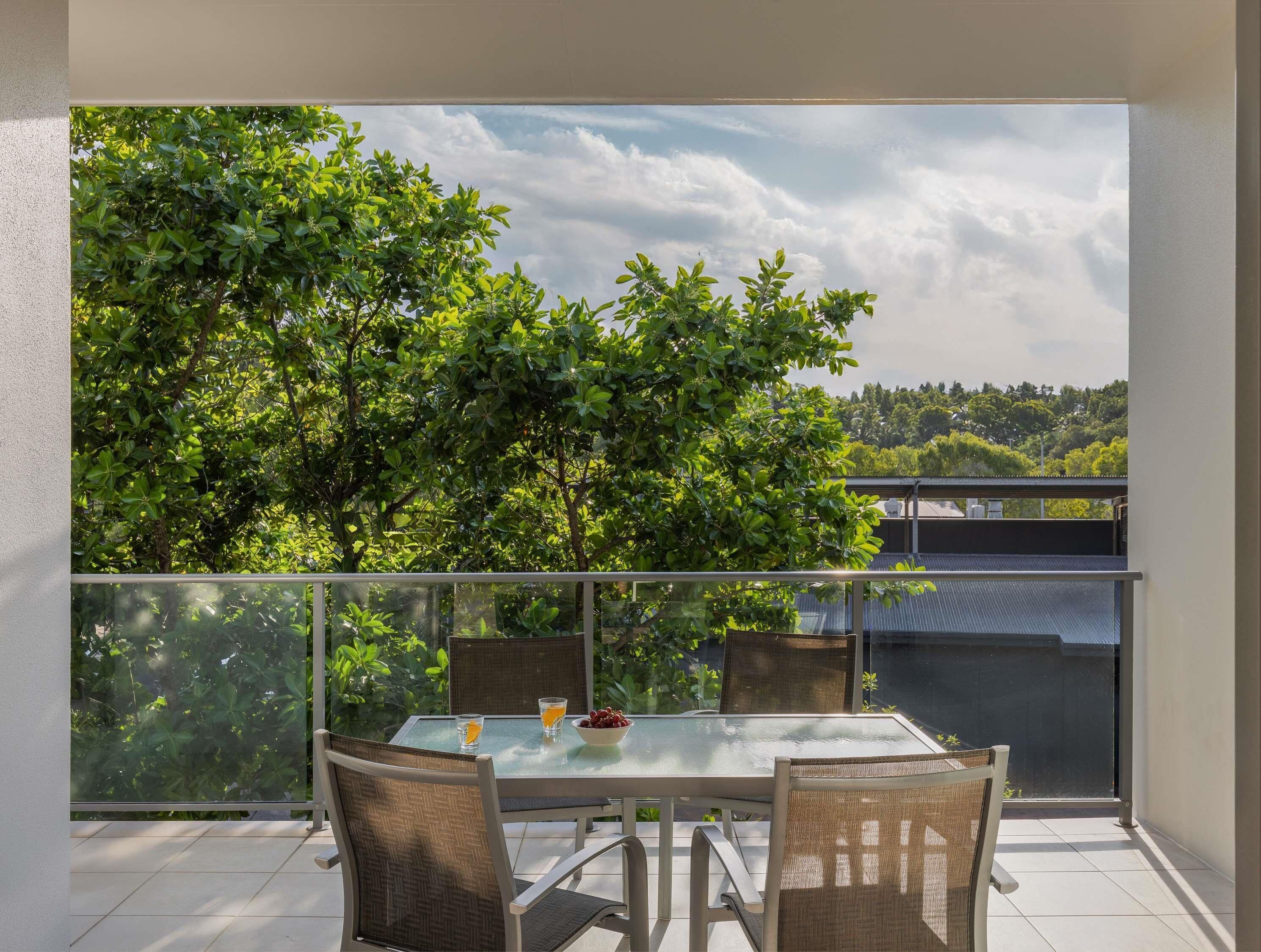 Appartement, 2 slaapkamers | Een kluis op de kamer, individueel gemeubileerd