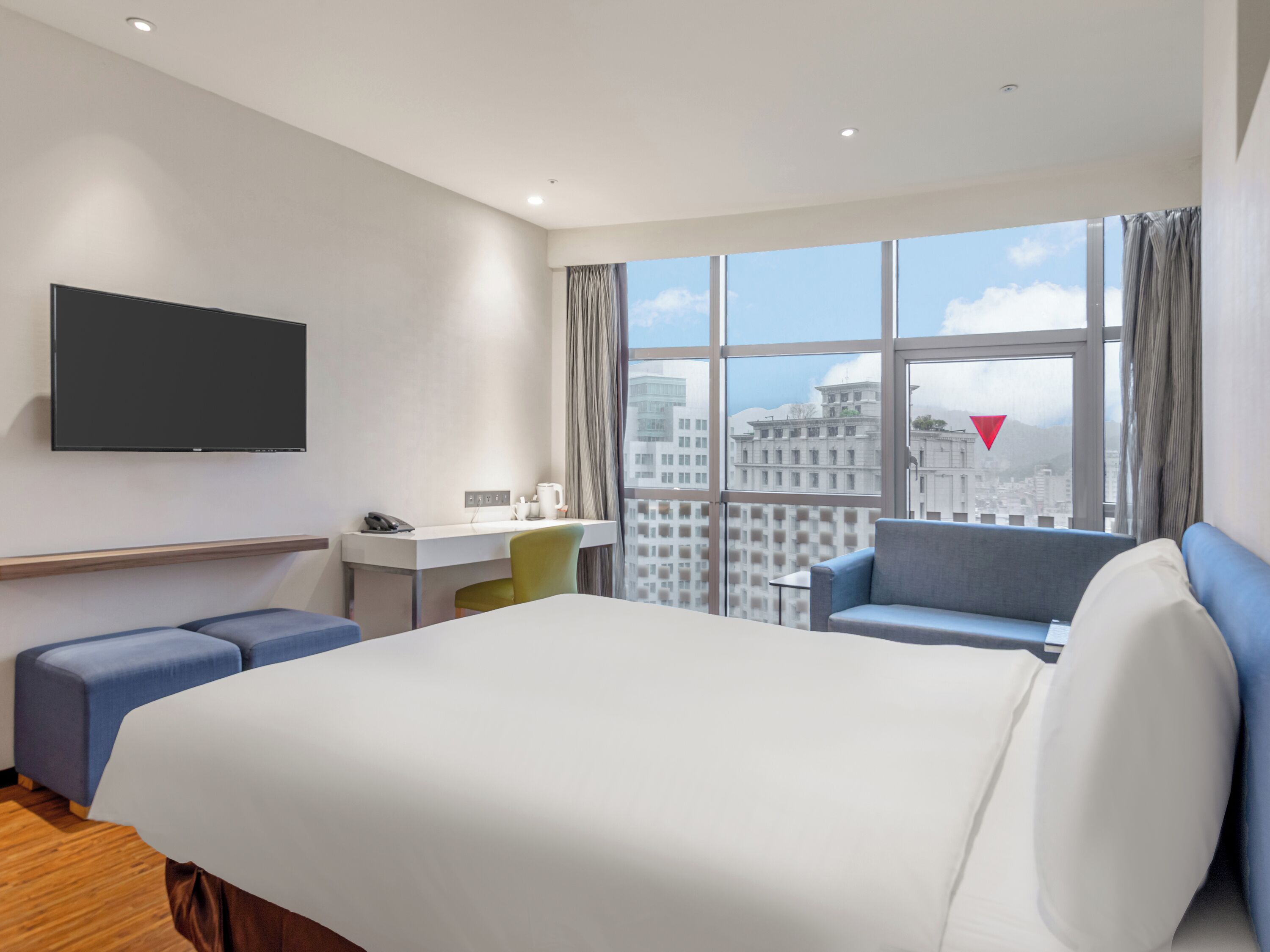 Suíte luxo, 1 cama de casal | Vista do quarto