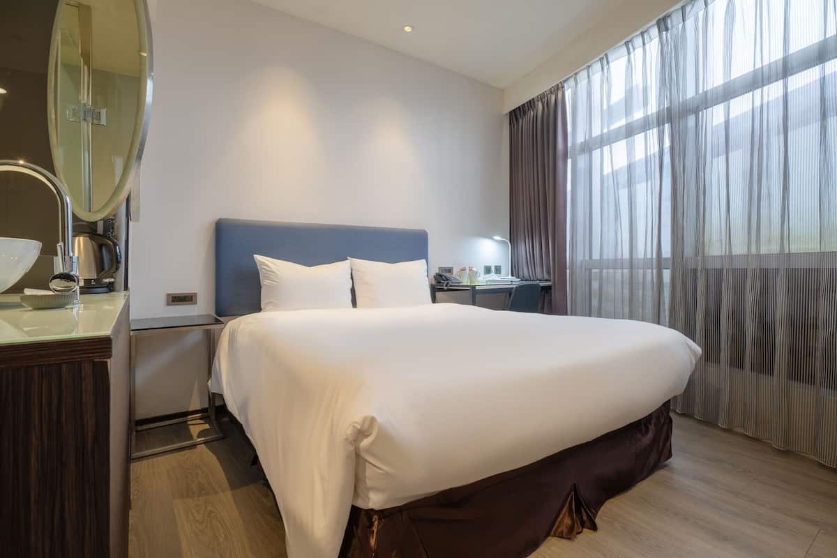 CHECK inn Taipei Xinyi in Taipei: Find Hotel Reviews, Rooms, and Prices ...