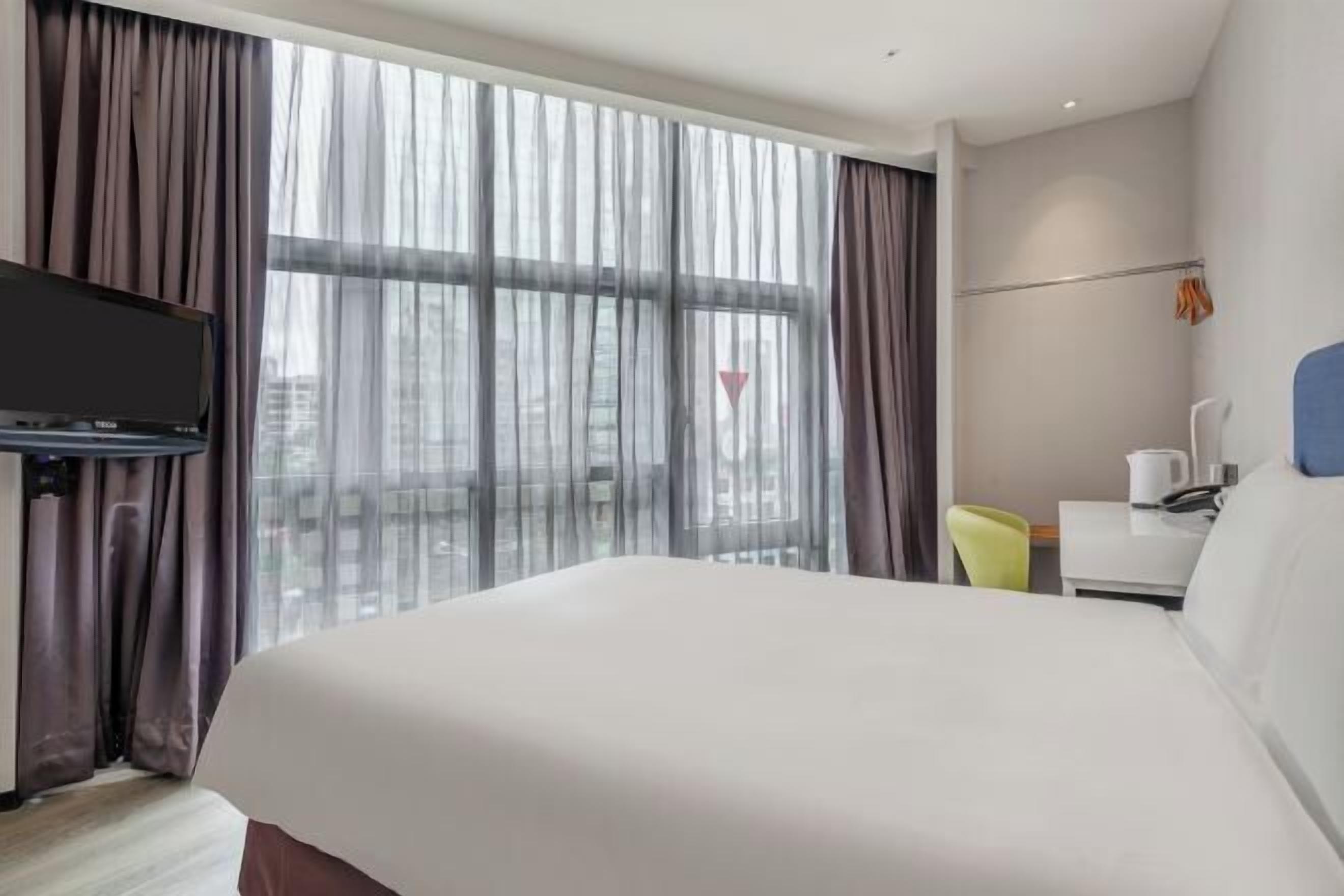 In-room safe, desk, laptop workspace, iron/ironing board