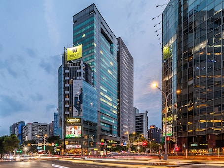 Exterior. CHECK inn Taipei Xinyi