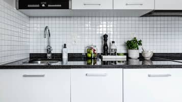 Familienzimmer, 1 Schlafzimmer | Eigene Küche | Kühlschrank, Mikrowelle, Ofen, Herdplatte
