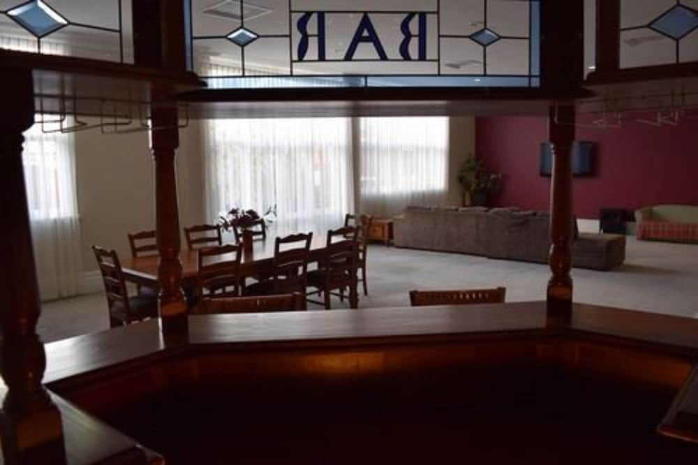 The Palace Hotel by null