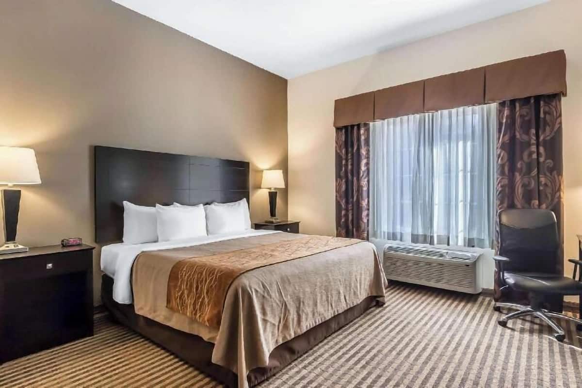 Schreibtisch, Bügeleisen/Bügelbrett, WLAN, Bettwäsche