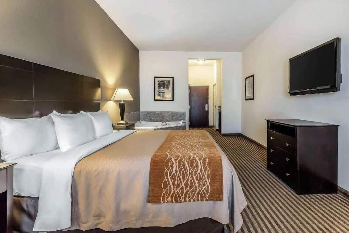 Schreibtisch, Bügeleisen/Bügelbrett, WLAN, Bettwäsche