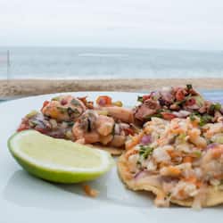 Alimentos y bebidas