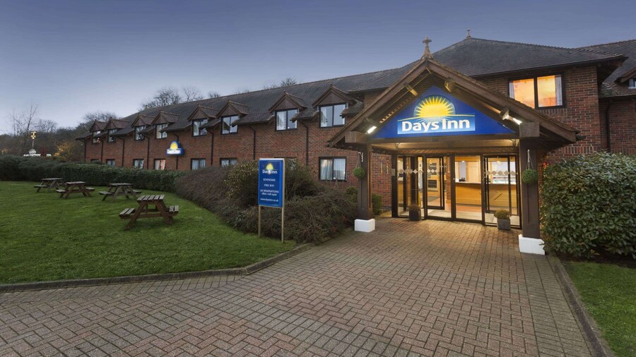 Days Inn by Wyndham Sevenoaks Clacket Lane