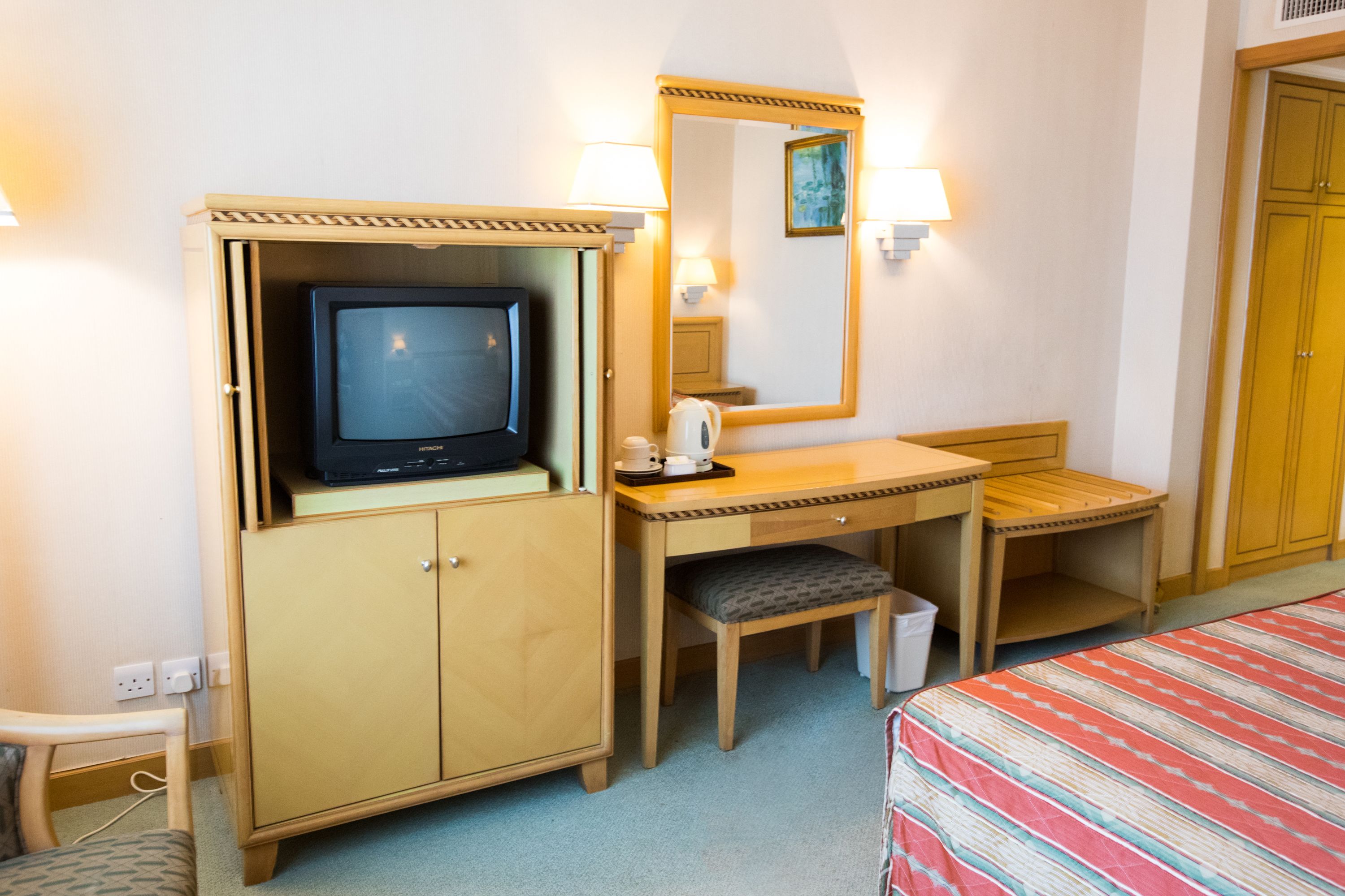 standard twin room | desk, free cots/infant beds, rollaway beds, free wifi