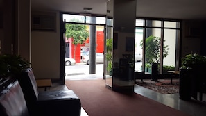 Sala de estar en el lobby