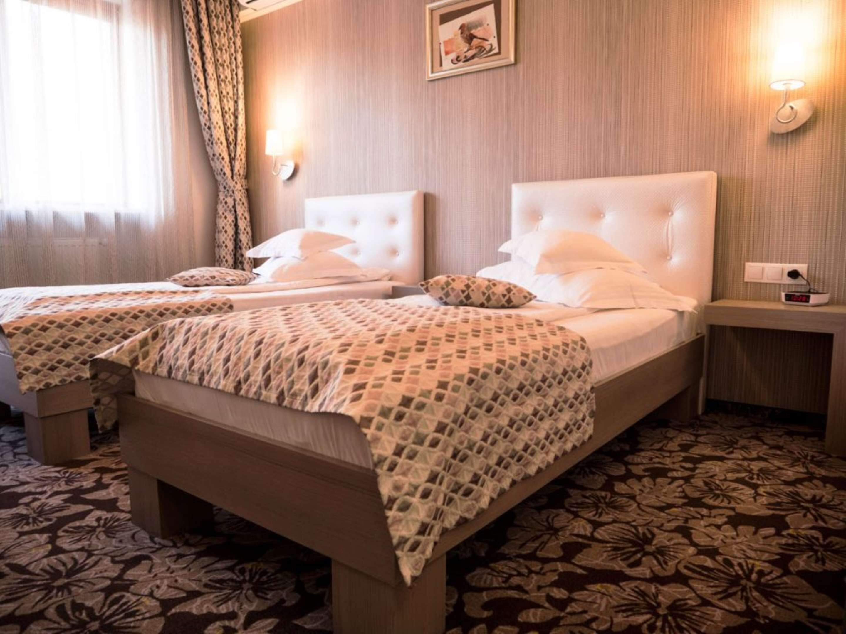 In-room safe, desk, iron/ironing board, free WiFi