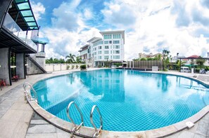 Outdoor pool, sun loungers