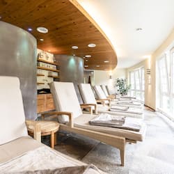 Espace de soins pour les couples, sauna, bain à remous, hammam