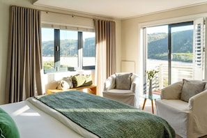 Superior Room 8 | Premium bedding, in-room safe, individually decorated - Christiana Lodge (Plettenberg Bay)