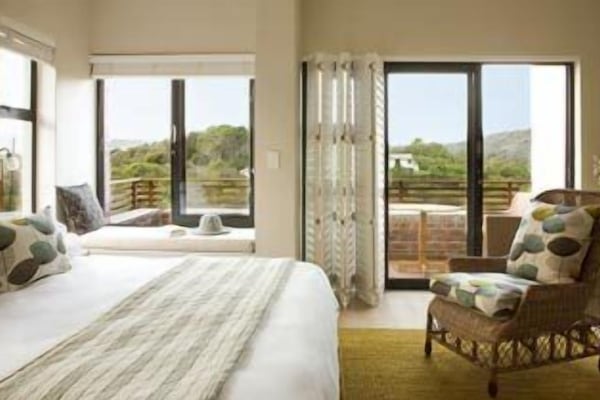 Superior Room with Balcony (4) | 1 bedroom, premium bedding, in-room safe, individually decorated