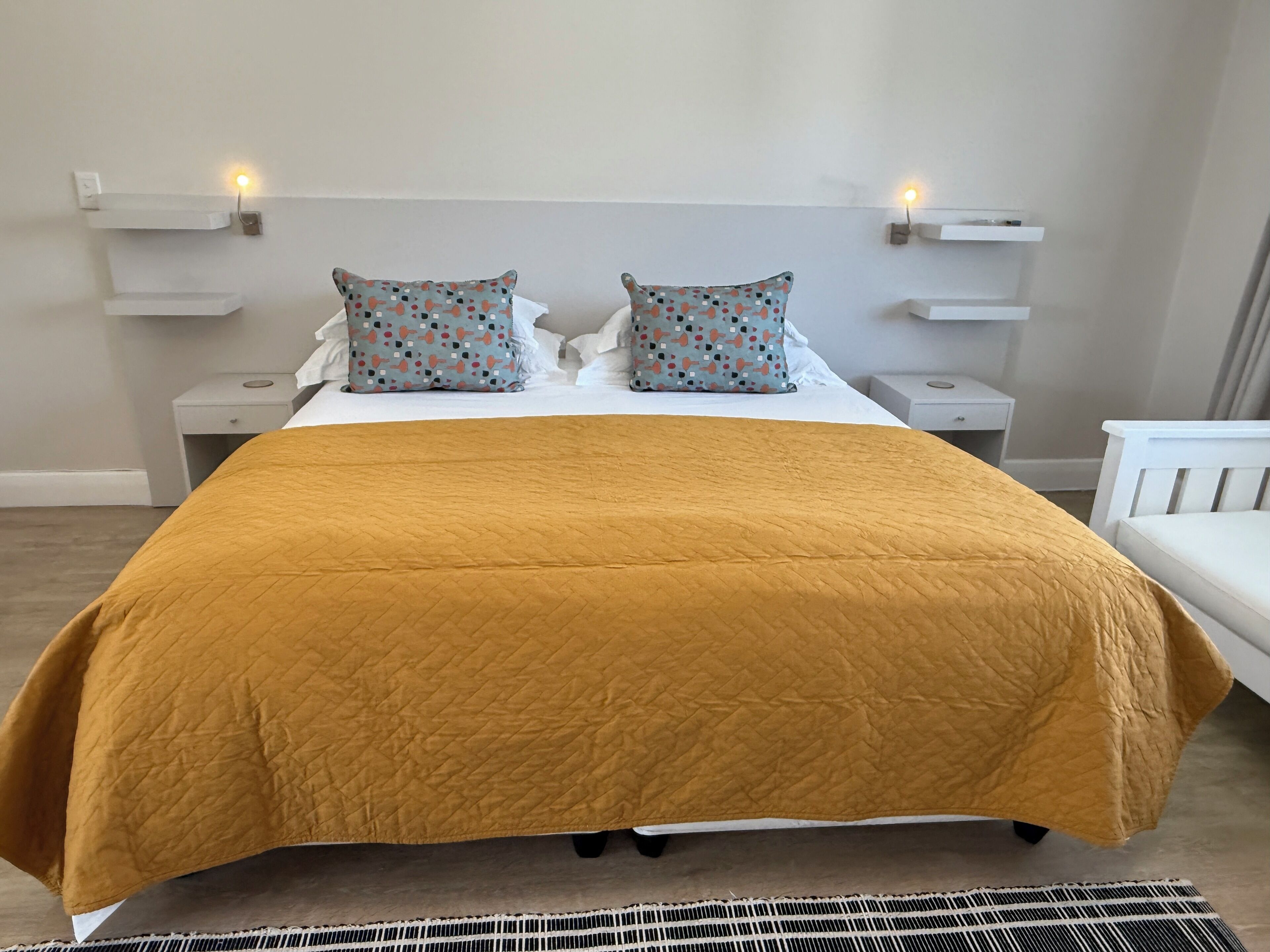 Premium bedding, in-room safe, individually decorated