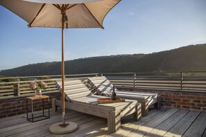 Chambre Supérieure (5) | Terrasse/Patio