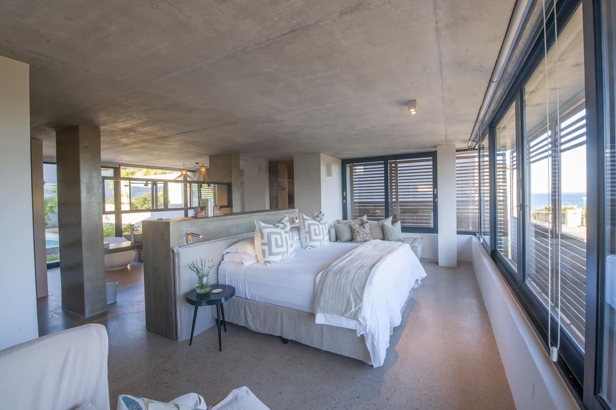 Executive tweepersoonskamer, privézwembad | 1 slaapkamer, luxe beddengoed, een kluis op de kamer