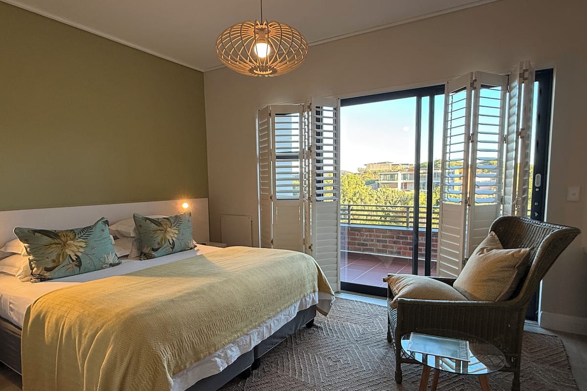 Luxury Room 2 | View from room