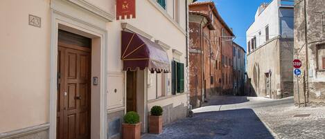 Majoituspaikan julkisivu