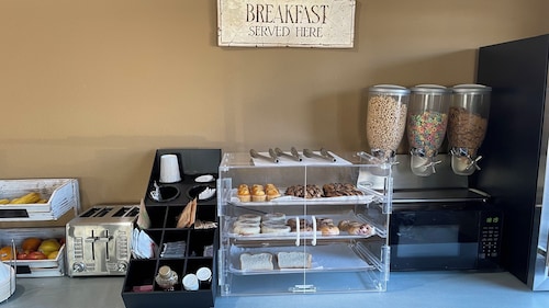 Morgan Inn And Suites