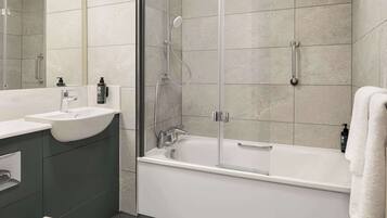 Articles de toilette écologiques, sÚche-cheveux, serviettes fournies