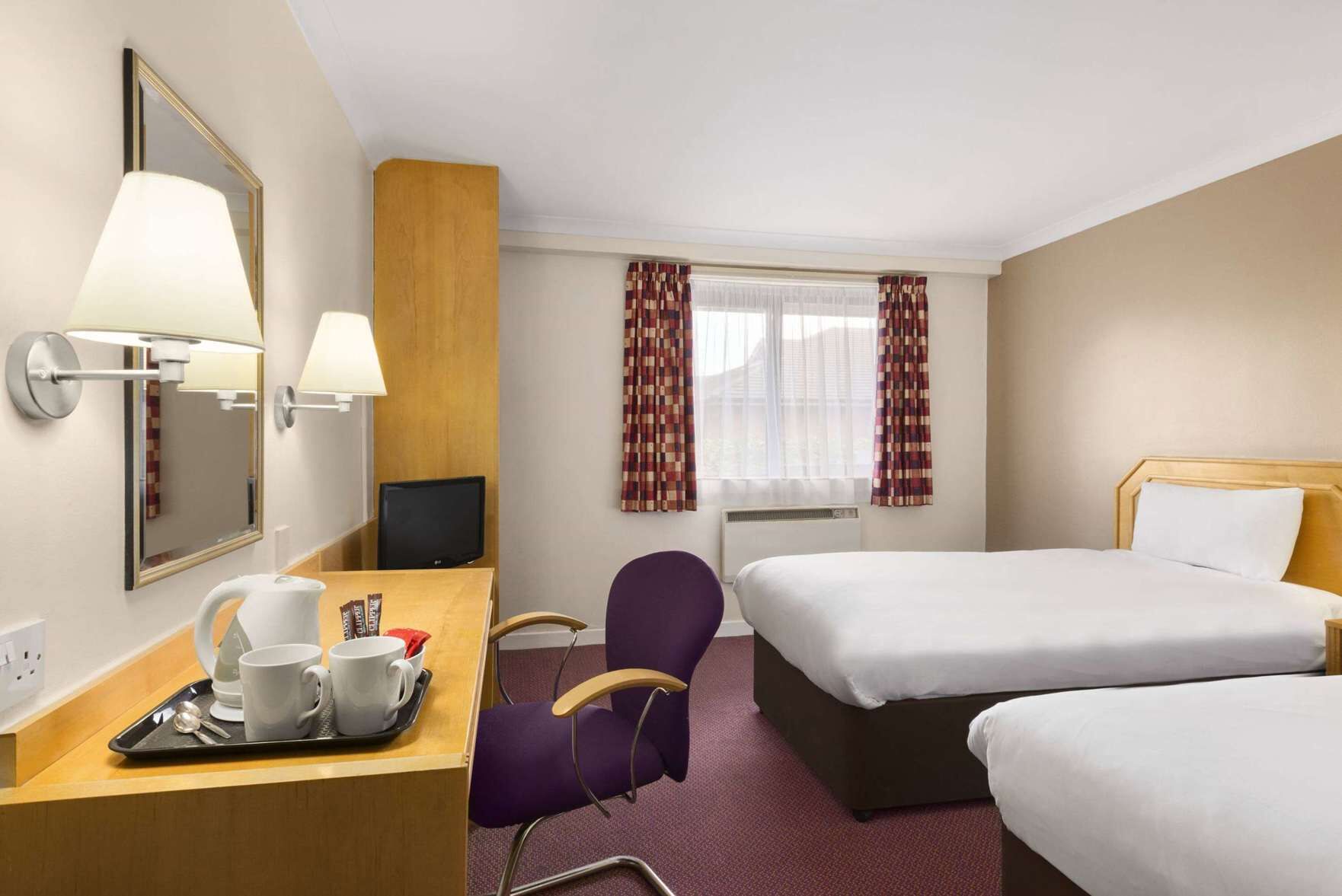 Desk, laptop workspace, free cribs/infant beds, free WiFi