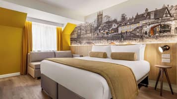 Standard Room, 1 King Bed with Sofa bed | Desk, laptop workspace, free cots/infant beds, free WiFi