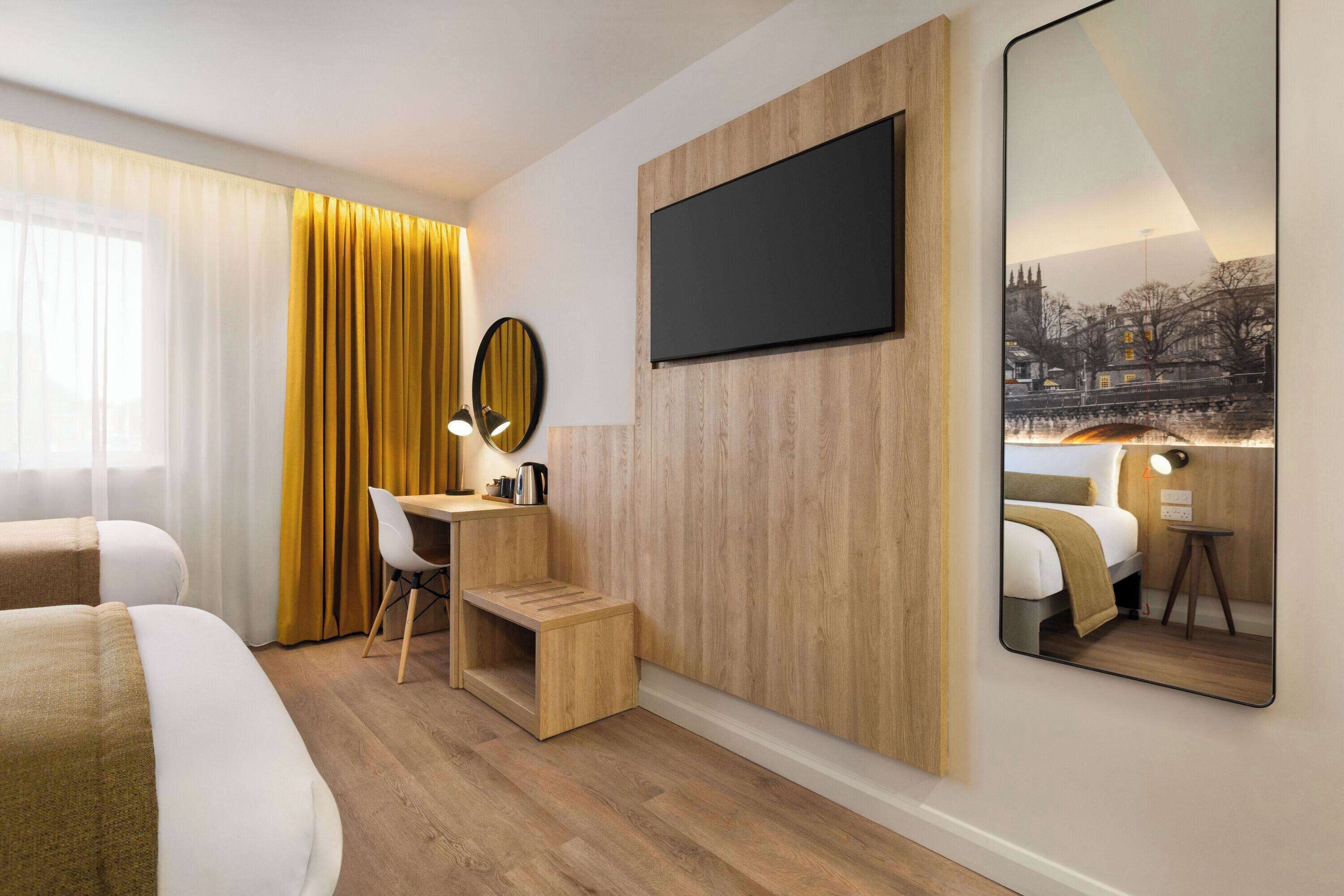 desk, laptop workspace, free cots/infant beds, free wifi