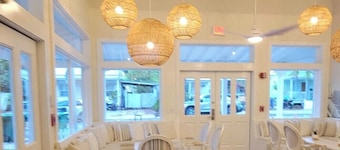 Paradise Inn Key West - Adults Only