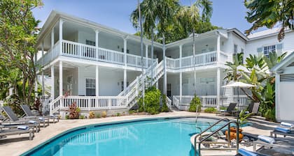 Paradise Inn Key West - Adults Only